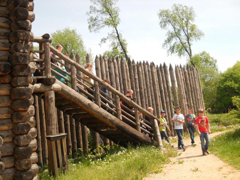 Wycieczka do Kaliskiego Grodu Piastów