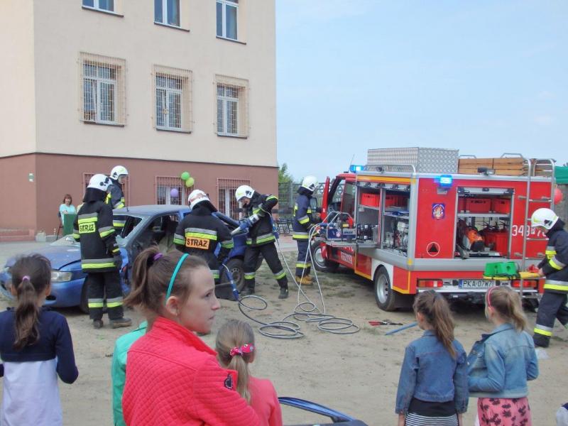 Piknik Rodzinny w Zespole Szkół w Tłokini Wielkiej