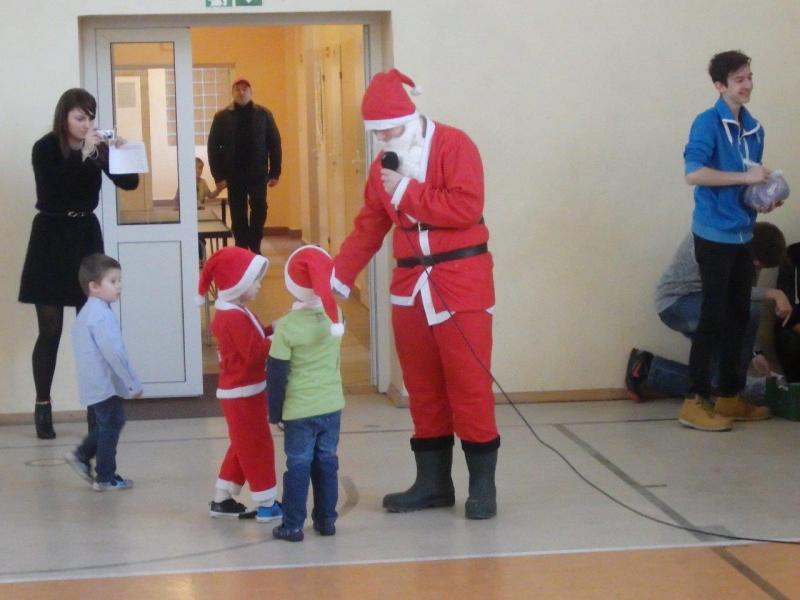 ŚWIĘTY MIKOŁAJ W SZKOLE