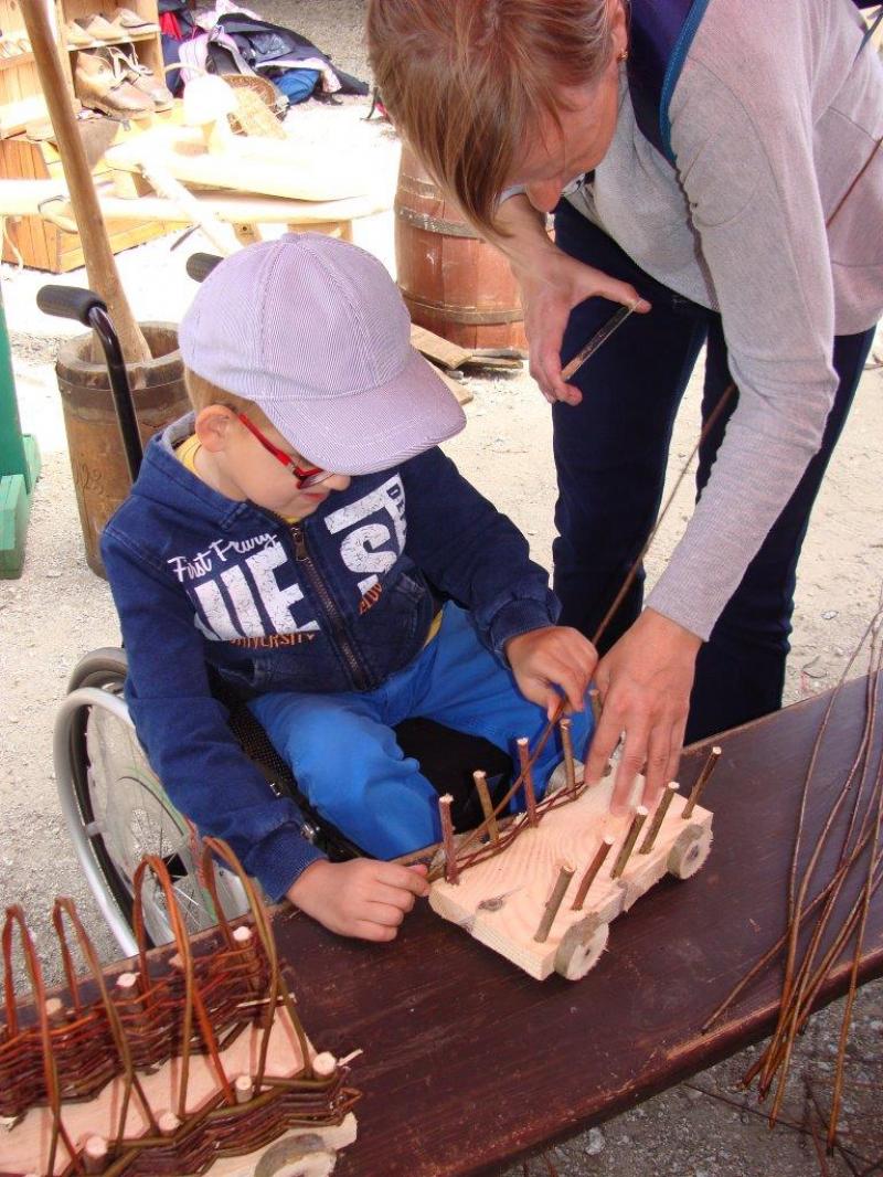 ZAJĘCIA EDUKACYJNE W GOŁUCHOWIE