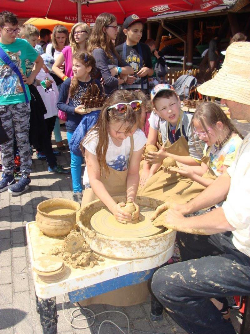 ZAJĘCIA EDUKACYJNE W GOŁUCHOWIE