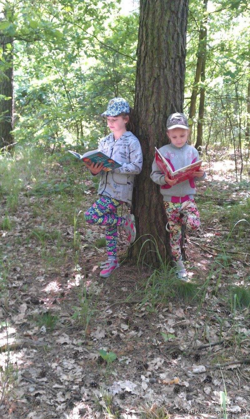 Uczniowie z Tłokini udowadniają, że czytają