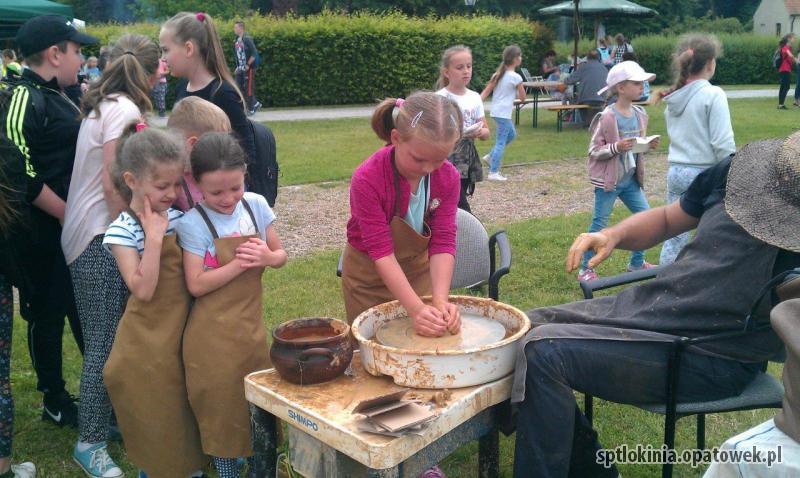 FESTYN EDUKACYJNY – „SPOTKANIE Z LASEM”