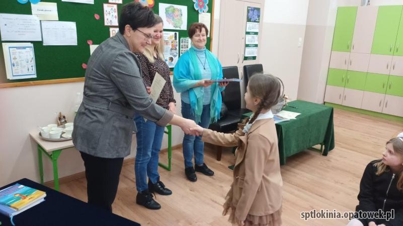 „Mistrz Pięknego Czytania” w klasie trzeciej