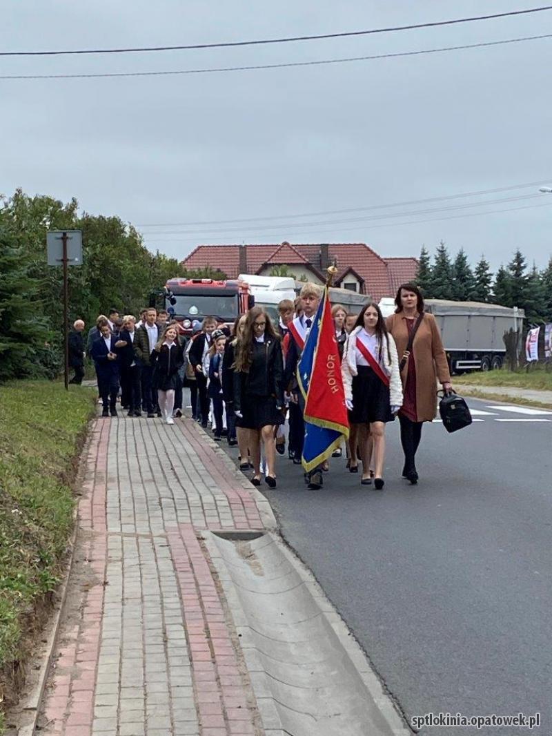 75-lecie Szkoły Podstawowej im. Władysława Broniewskiego w Tłokini Wielkiej