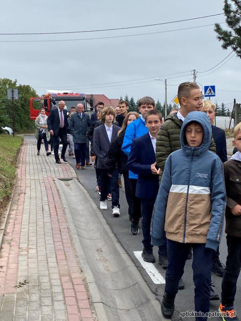 75-lecie Szkoły Podstawowej im. Władysława Broniewskiego w Tłokini Wielkiej