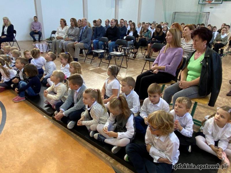 Ślubowanie uczniów klasy pierwszej